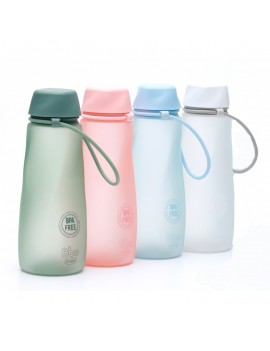 Fresanas botella reutilizable fabricada en tritan 4 colores a elegir: azul, blanco, rosa y verde